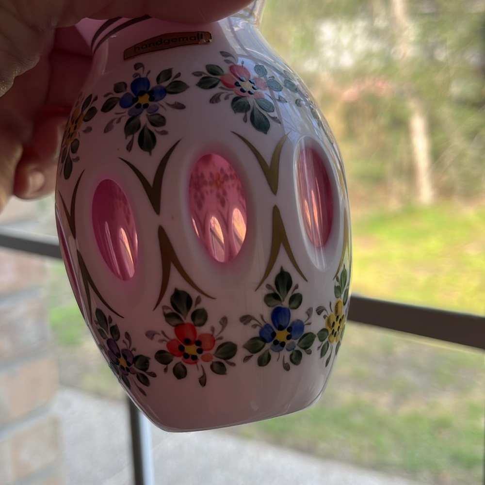 Small Vintage Cranberry Glass Bohemian Vase - Picture 4 of 8